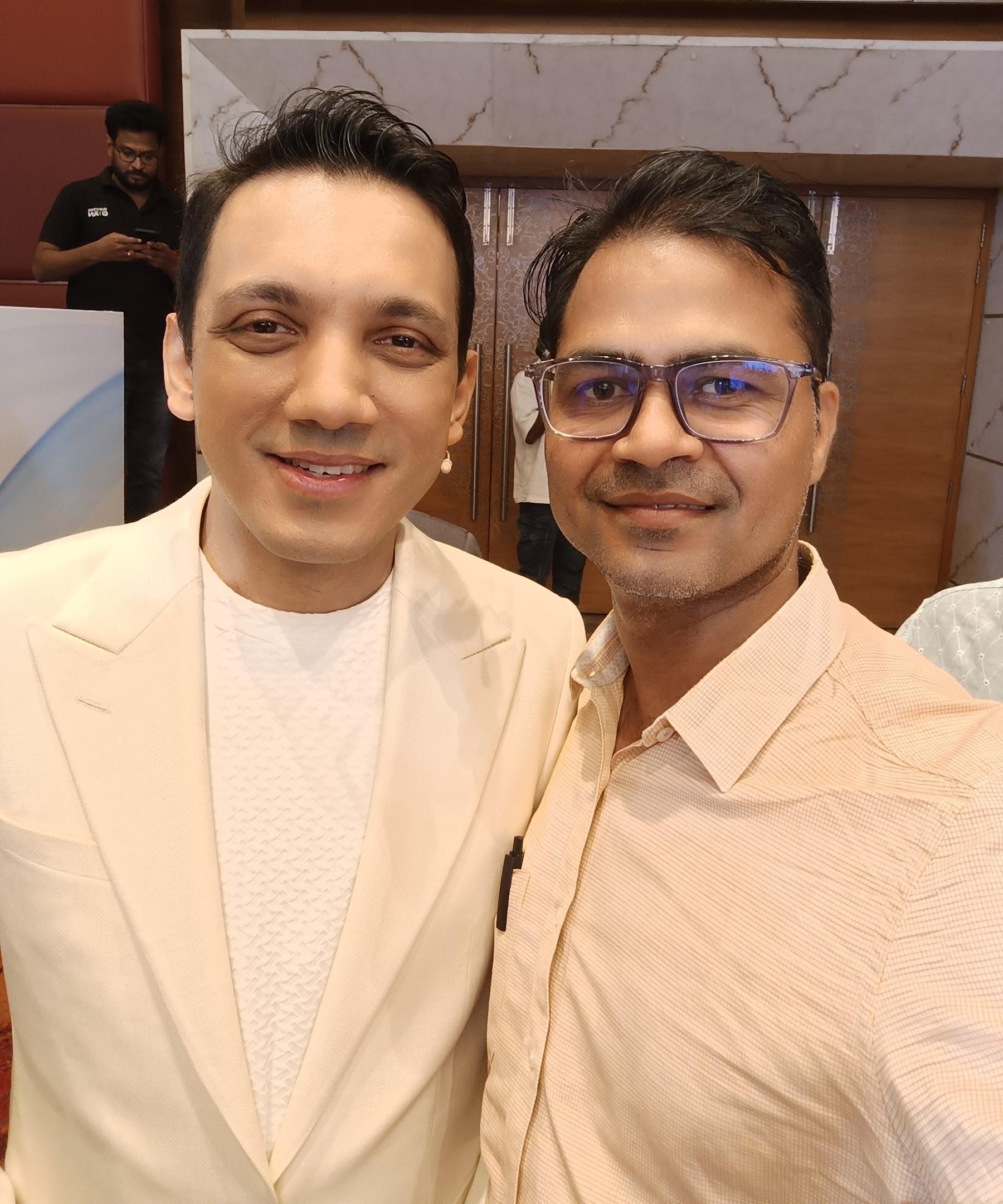 Gyanendra Sharma with Siddharth Rajsekar (Sidz)